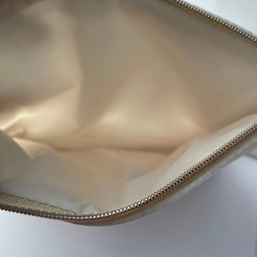 GWP CoCo Chanel Cream Clutch Bag - Picture 6 of 10